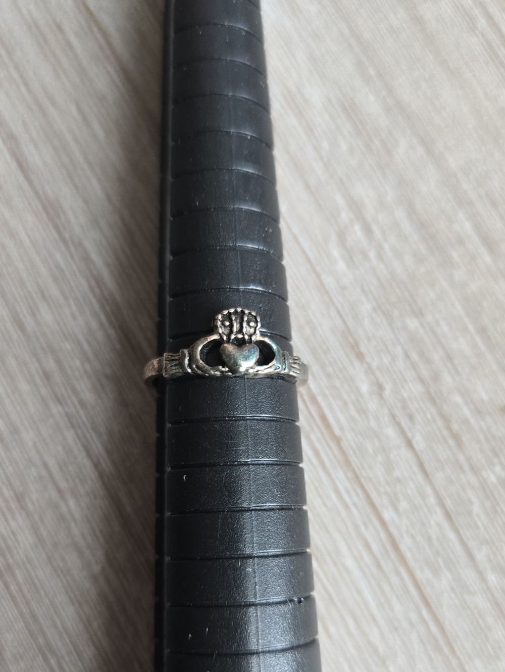 Claddagh-Style Silver Heart Ring - Women's Silver Ring.Size 6.